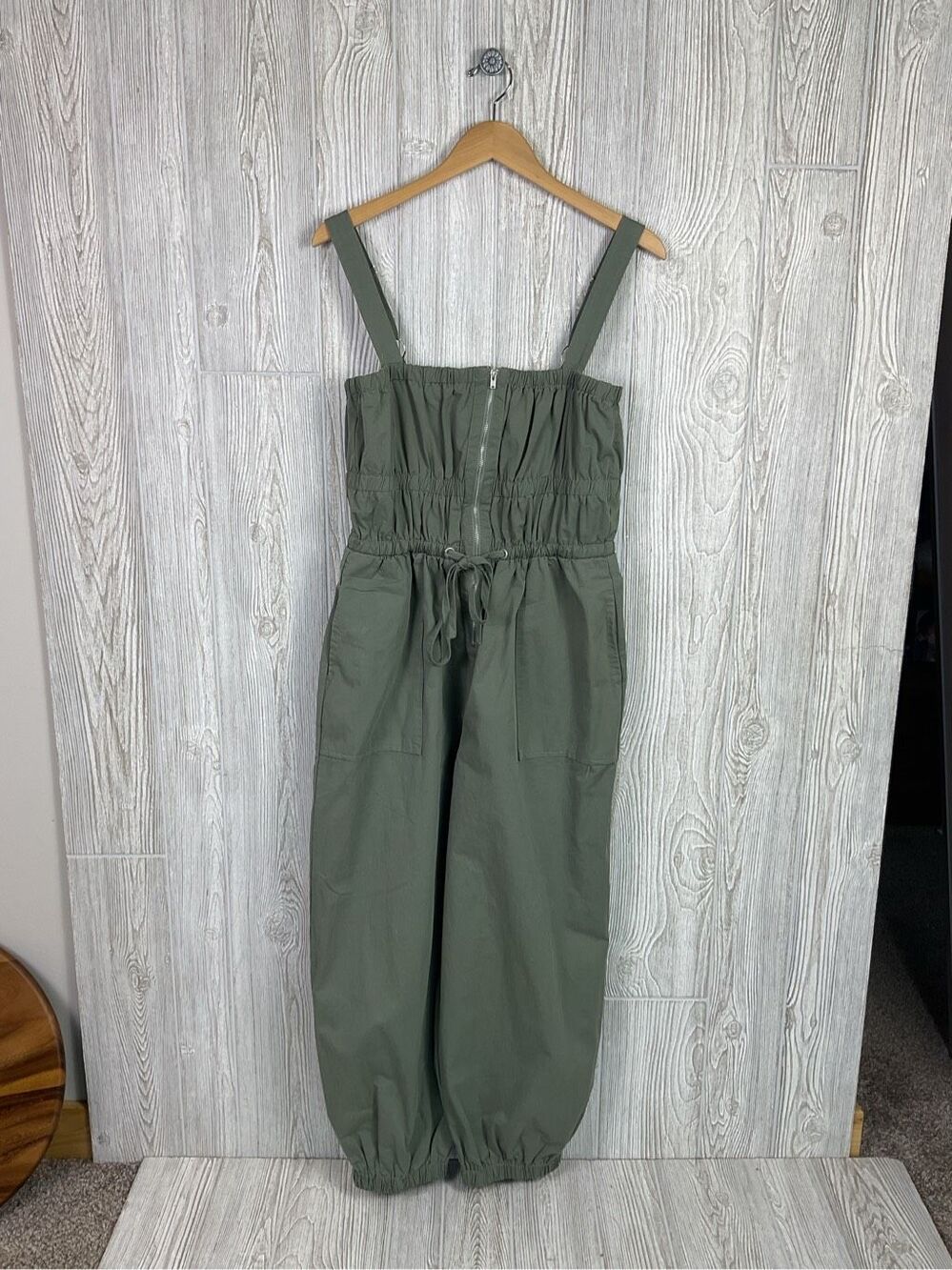 NWT Gilli Brand Olive Green Jumpsuit Womens Large Utility Sleeveless Cinch Waist